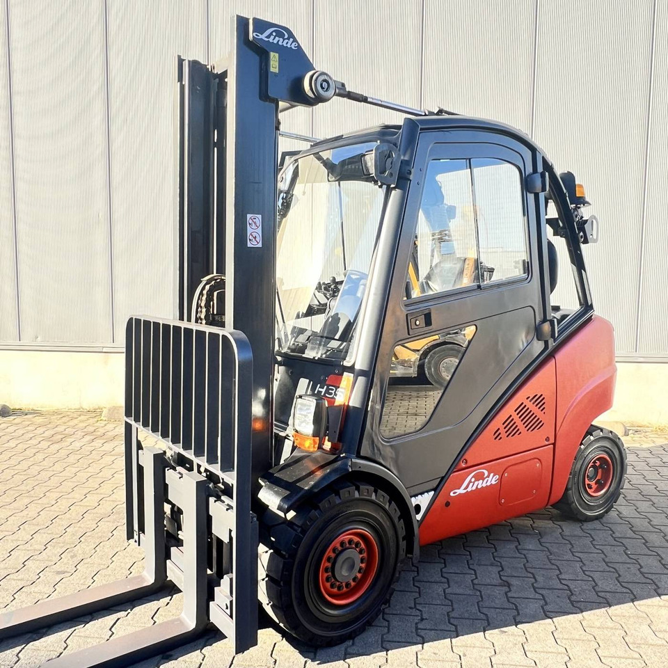 Linde H35D (393) - Carretilla elevadora diésel: foto 1 Linde H35D (393) - Carretilla elevadora diésel: foto 1