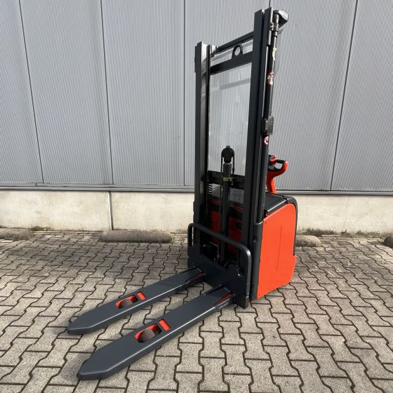 Apilador Linde L14 (372): foto 9