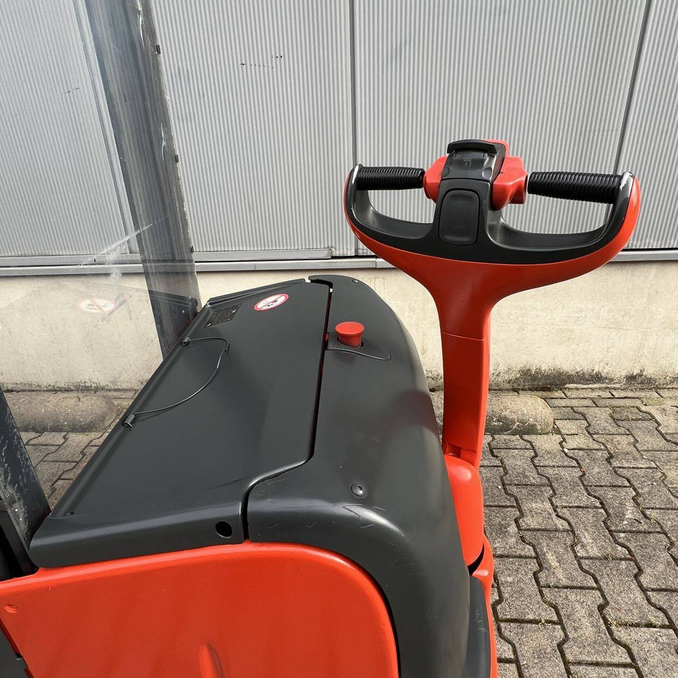 Linde L14 (372) - Apilador: foto 5 Linde L14 (372) - Apilador: foto 5