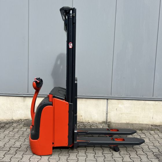 Linde L14i (372) - Apilador: foto 1 Linde L14i (372) - Apilador: foto 1