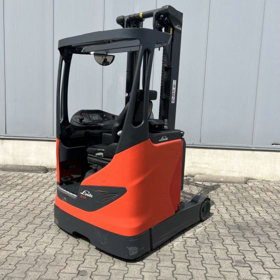 Linde R12B (1120) - Retráctil: foto 1 Linde R12B (1120) - Retráctil: foto 1