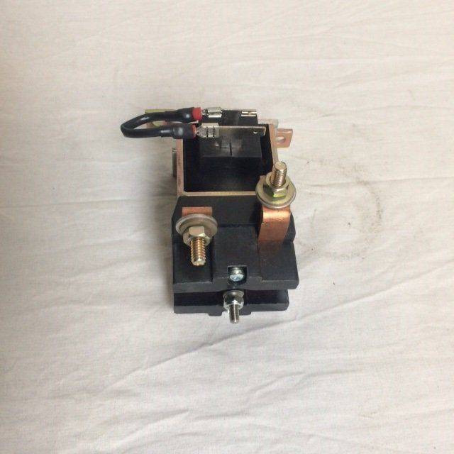 Line Contactor for Caterpillar - Sistema eléctrico para Equipo de manutención: foto 1 Line Contactor for Caterpillar - Sistema eléctrico para Equipo de manutención: foto 1
