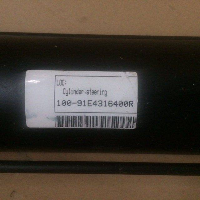 Steering Cylinder for Caterpillar P5000 - Cilindro hidráulico para Equipo de manutención: foto 4 Steering Cylinder for Caterpillar P5000 - Cilindro hidráulico para Equipo de manutención: foto 4