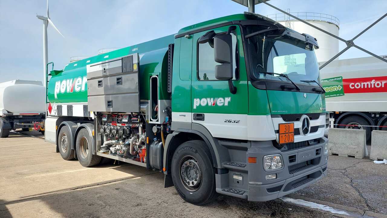 MERCEDES ACTROS - Camión cisterna: foto 5 MERCEDES ACTROS - Camión cisterna: foto 5