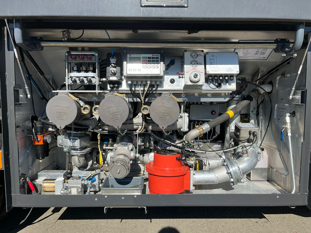 VOLVO FL - Camión cisterna: foto 4 VOLVO FL - Camión cisterna: foto 4