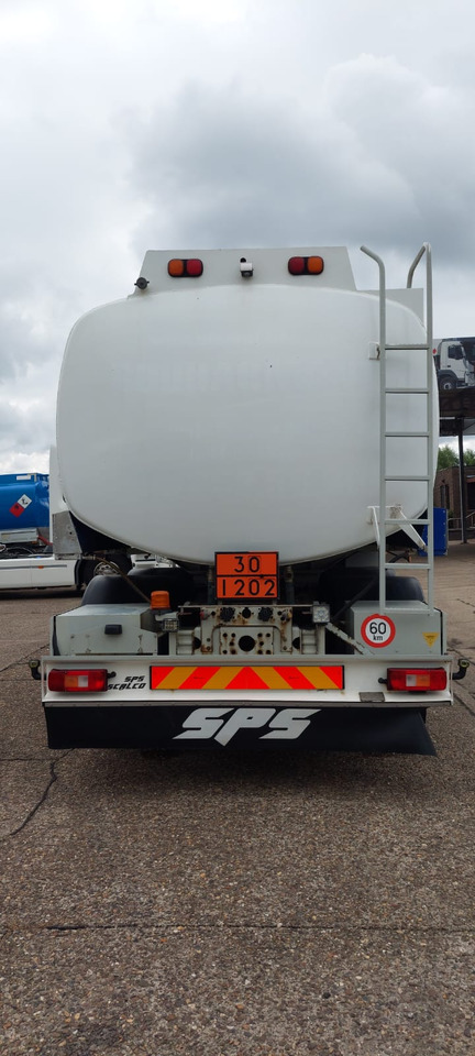 Camión cisterna VOLVO FM: foto 11