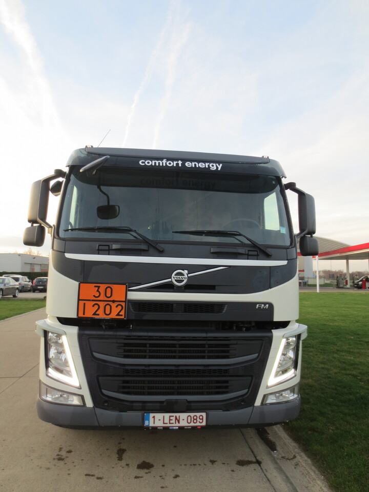 VOLVO FM - Camión cisterna: foto 2 VOLVO FM - Camión cisterna: foto 2
