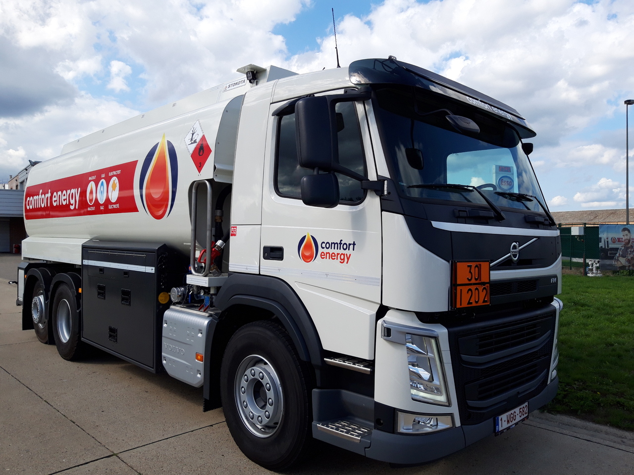 Camión cisterna VOLVO FM: foto 10