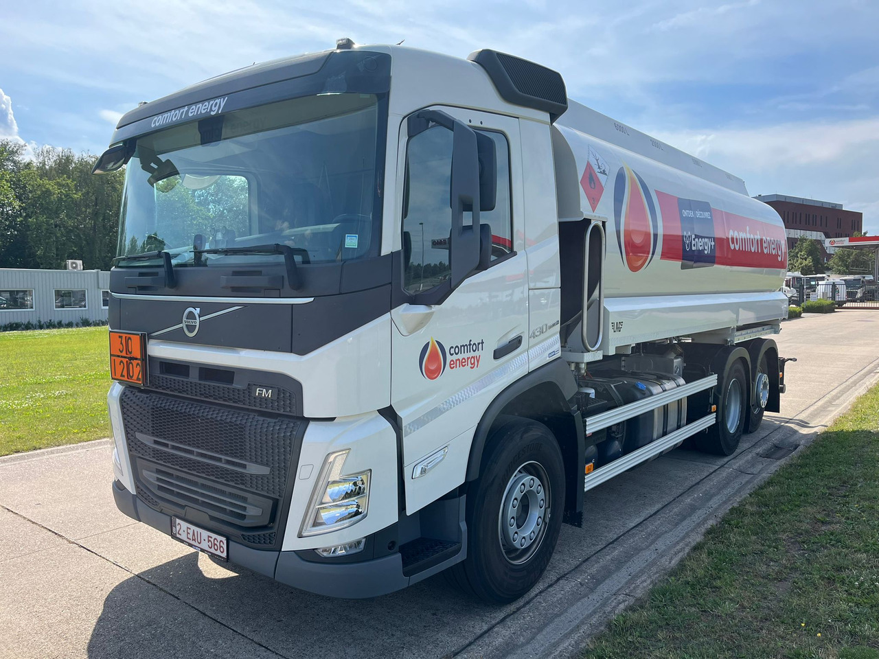 VOLVO FM - Camión cisterna: foto 1 VOLVO FM - Camión cisterna: foto 1