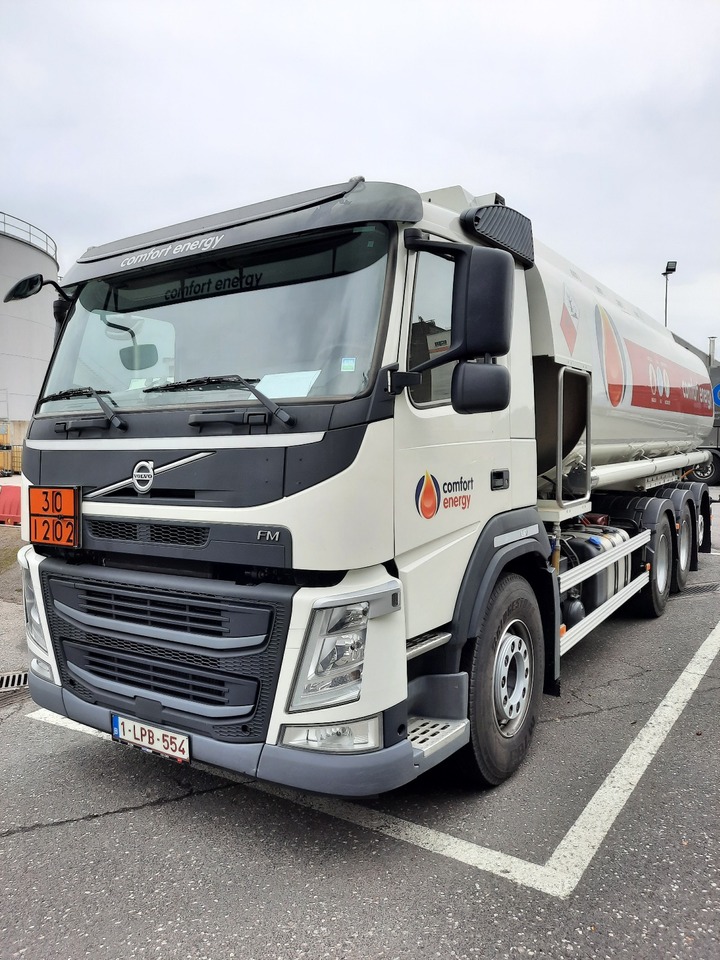 VOLVO FM - Camión cisterna: foto 1 VOLVO FM - Camión cisterna: foto 1