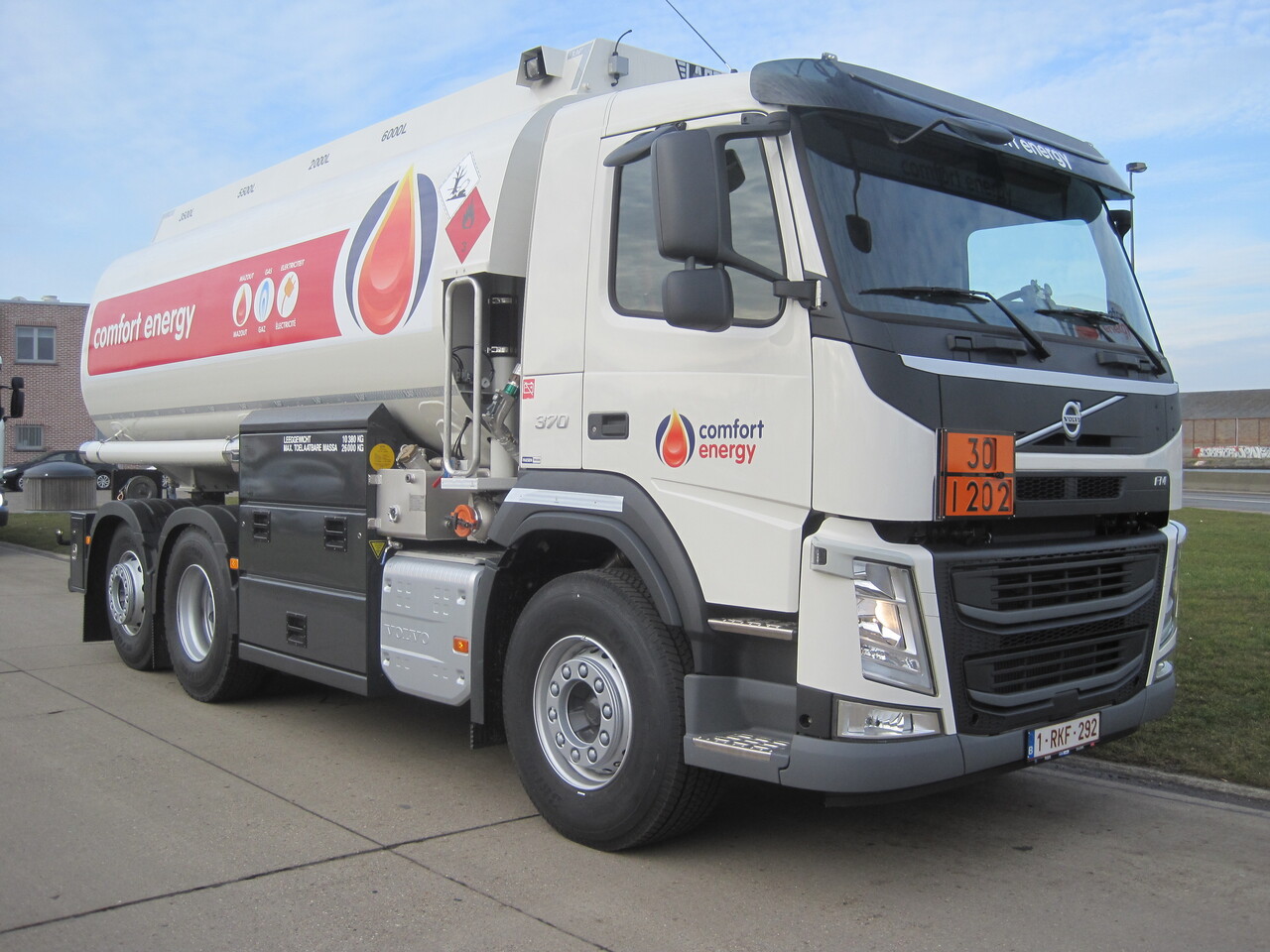 Volvo FM - Camión cisterna: foto 4 Volvo FM - Camión cisterna: foto 4