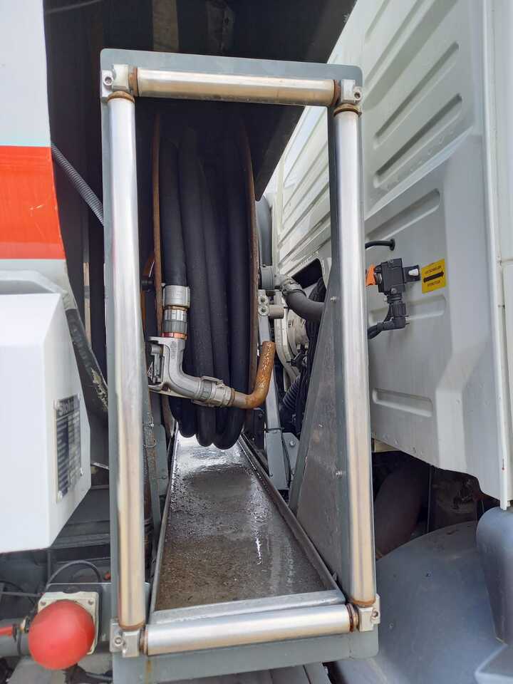 Volvo FMFH - Camión cisterna: foto 3 Volvo FMFH - Camión cisterna: foto 3
