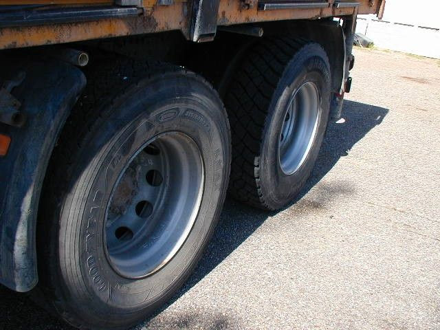 Camión caja abierta, Camión grúa Volvo FH 12  6x4: foto 7