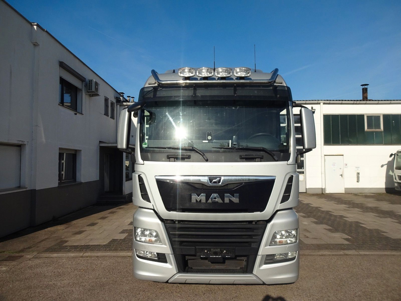 MAN TGX 18.470, Low Liner, XLX, Intarder, ACC - Cabeza tractora: foto 2 MAN TGX 18.470, Low Liner, XLX, Intarder, ACC - Cabeza tractora: foto 2