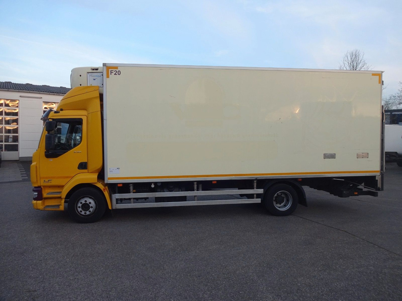 DAF LF 230, 12 T, LBW, Türen, Klima, Automat, Kamera - Camión frigorífico: foto 2 DAF LF 230, 12 T, LBW, Türen, Klima, Automat, Kamera - Camión frigorífico: foto 2