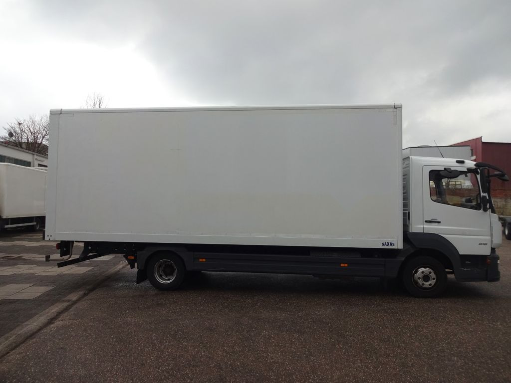 Mercedes-Benz Atego 818, Koffer mit Rolltor - Camión caja cerrada: foto 3 Mercedes-Benz Atego 818, Koffer mit Rolltor - Camión caja cerrada: foto 3