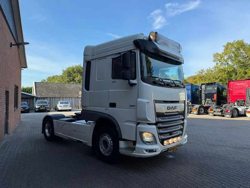 DAF XF 430 MX 13 4X2 Space Cab Standairco Alcoa's NL Truck APK/TUV 21-11-2025 - Cabeza tractora: foto 4 DAF XF 430 MX 13 4X2 Space Cab Standairco Alcoa's NL Truck APK/TUV 21-11-2025 - Cabeza tractora: foto 4