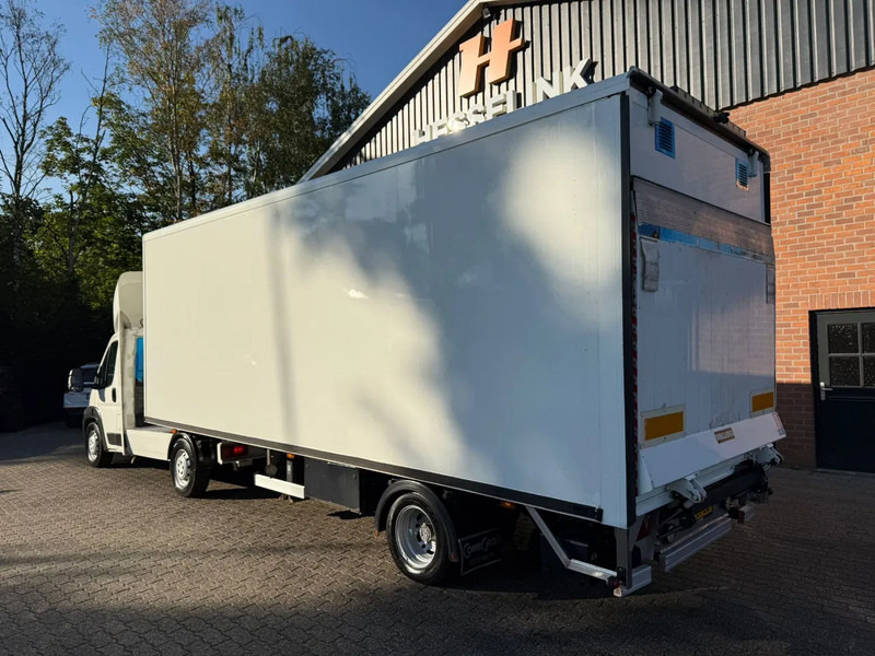 Peugeot Boxer BE Trekker 110.865KM!+ Oplegger Laadklep 1.500 KG - Cabeza tractora: foto 2 Peugeot Boxer BE Trekker 110.865KM!+ Oplegger Laadklep 1.500 KG - Cabeza tractora: foto 2