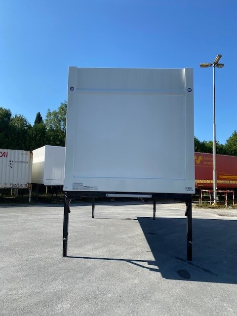 Krone BDF-System, 7.450 mm lang, Dach isoliert - Caja cerrada: foto 2 Krone BDF-System, 7.450 mm lang, Dach isoliert - Caja cerrada: foto 2