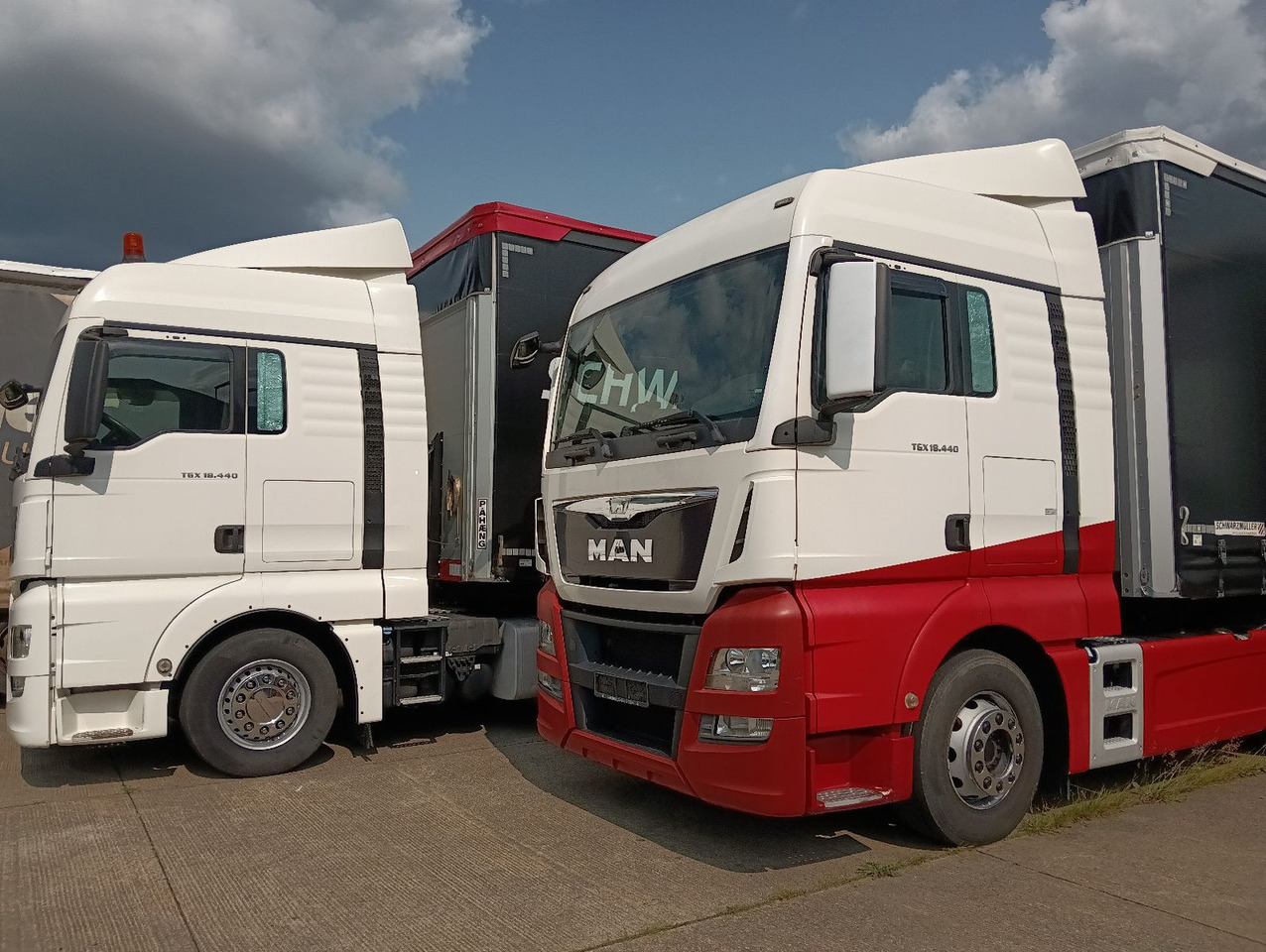 MAN TGX 18:440 BLS INTARDER Vollspoiler Reifen70-90% MAN TGX 18:440 BLS INTARDER Vollspoiler Reifen70-90% - Cabeza tractora: foto 4 MAN TGX 18:440 BLS INTARDER Vollspoiler Reifen70-90% MAN TGX 18:440 BLS INTARDER Vollspoiler Reifen70-90% - Cabeza tractora: foto 4