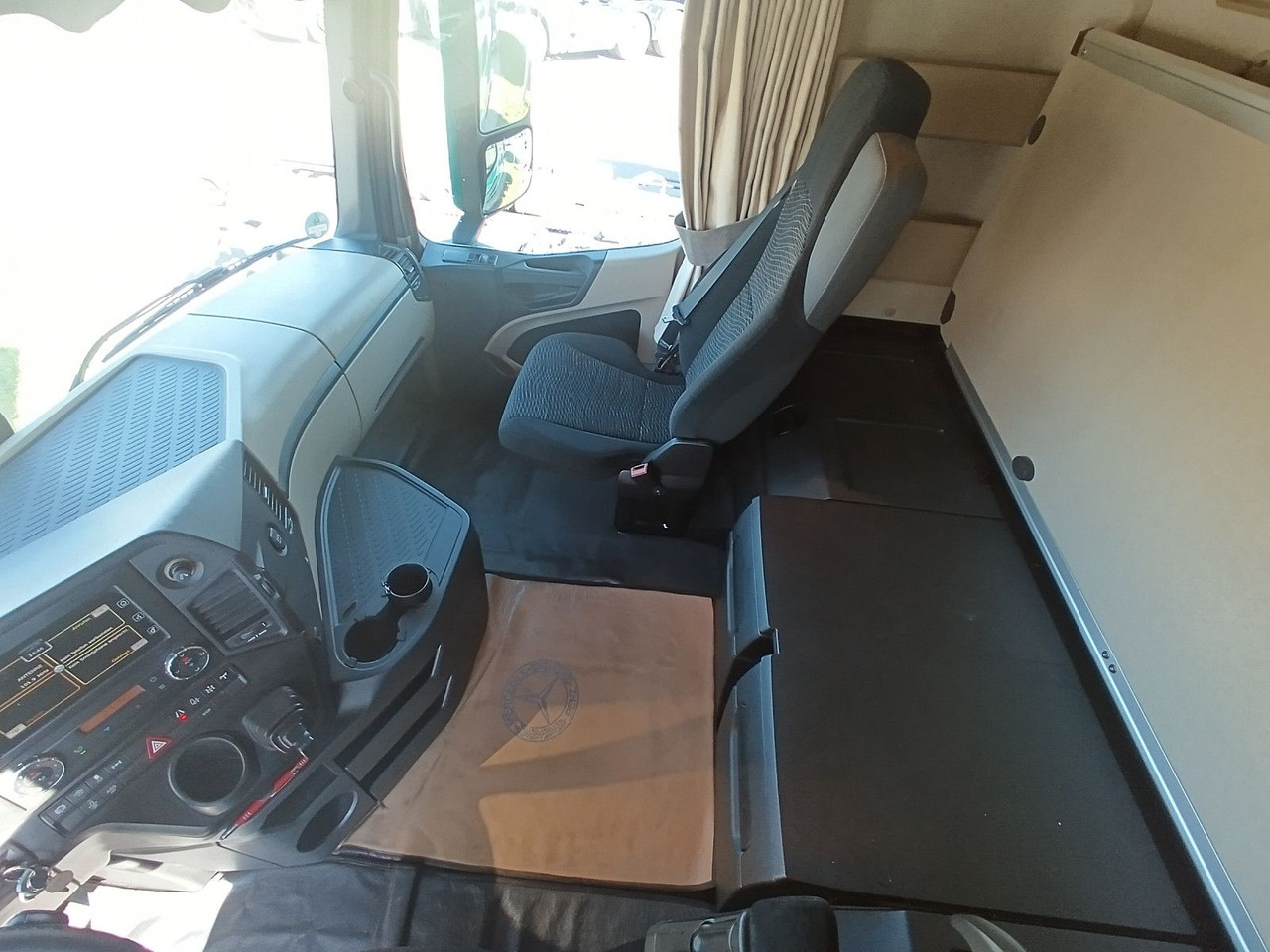 Cabeza tractora Mercedes-Benz AROCS 1853 ALLRAD AHD 4x4 Hydraulik ALCOA: foto 8