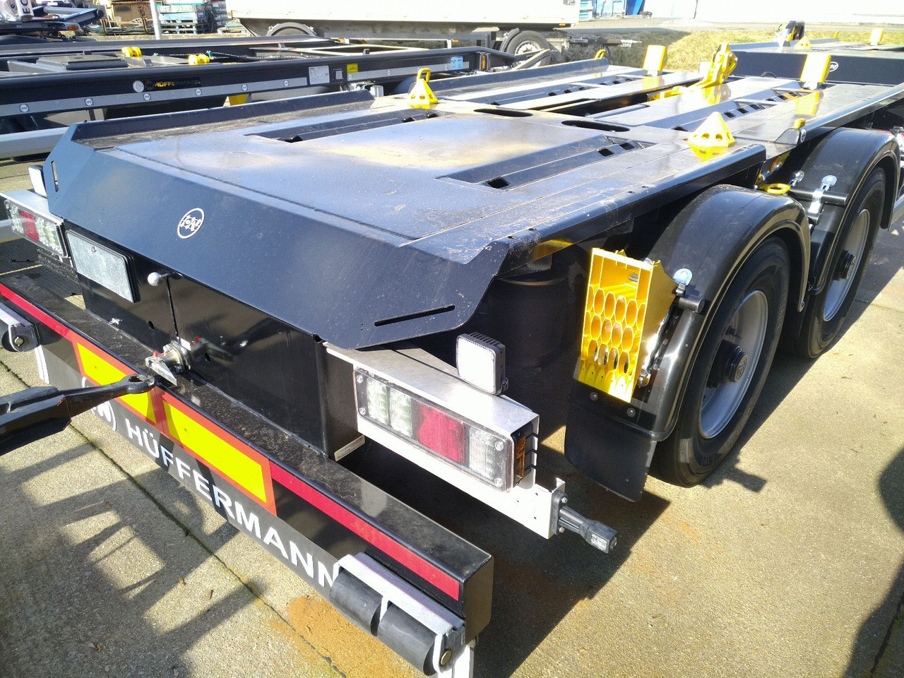 Hüffermann 2-ACHS-MINI-CARRIER MULTIFIX verzinkt NEU BPW Hüffermann 2-ACHS-MINI-CARRIER MULTIFIX verzinkt NEU BPW - Remolque multilift/ Portacontenedores de cadenas: foto 3 Hüffermann 2-ACHS-MINI-CARRIER MULTIFIX verzinkt NEU BPW Hüffermann 2-ACHS-MINI-CARRIER MULTIFIX verzinkt NEU BPW - Remolque multilift/ Portacontenedores de cadenas: foto 3