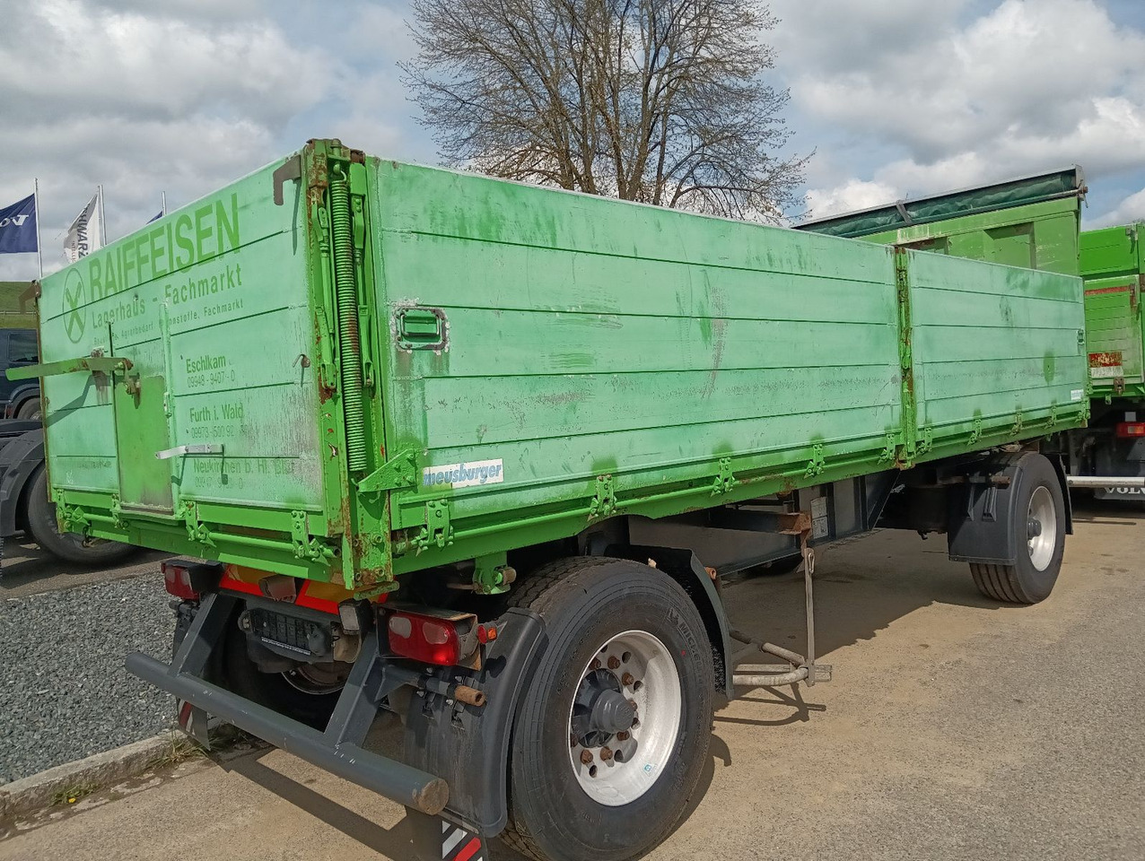 Meusburger 2-A 3-Seitenkipper 16m3 Getreide Alufelgen 4,6t - Remolque volquete: foto 4 Meusburger 2-A 3-Seitenkipper 16m3 Getreide Alufelgen 4,6t - Remolque volquete: foto 4