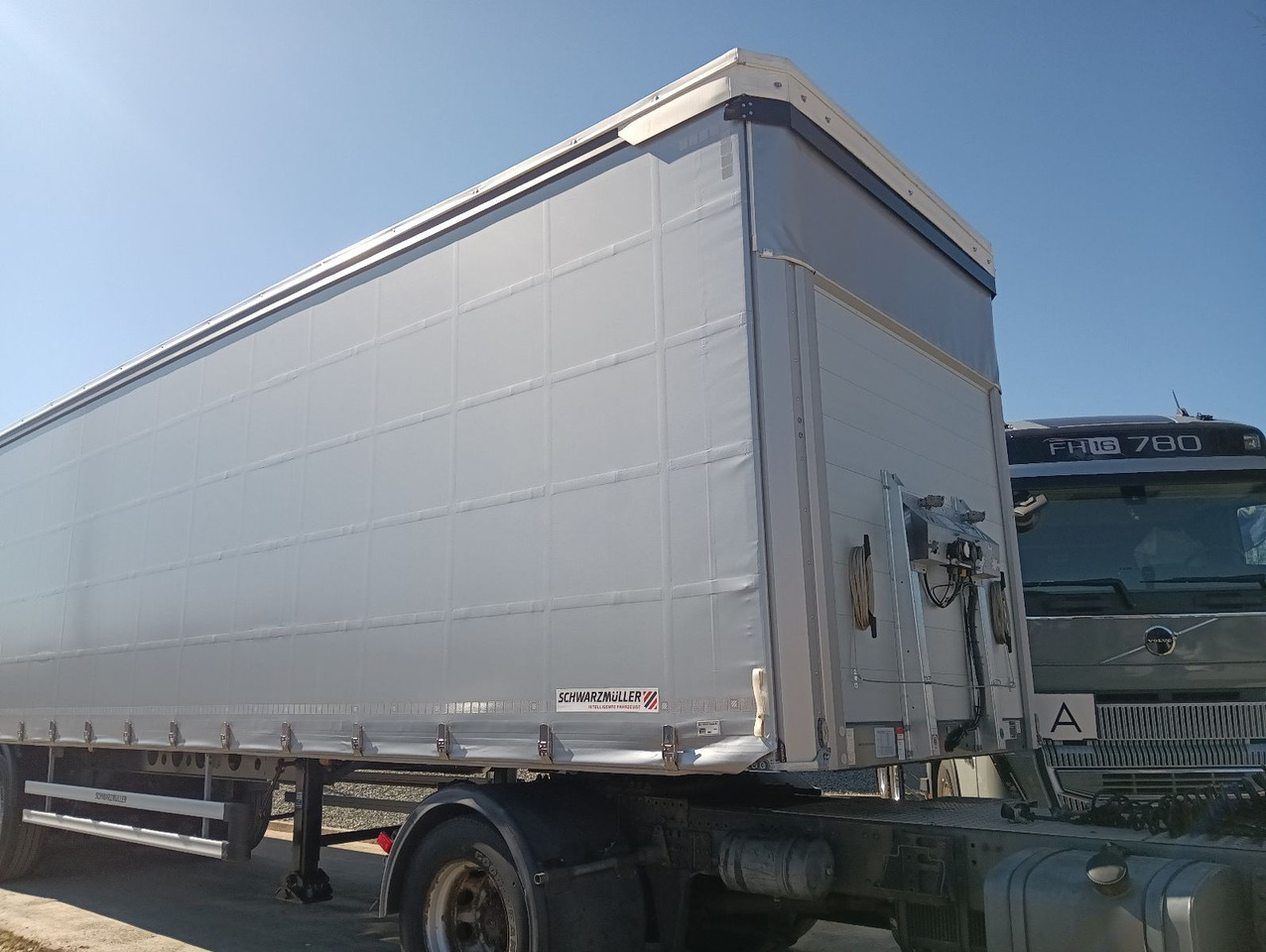 Schwarzmüller ASSE STERZANTE, TETTUCIO APRIBILE HUBDACH LENKAC - Semirremolque lona: foto 4 Schwarzmüller ASSE STERZANTE, TETTUCIO APRIBILE HUBDACH LENKAC - Semirremolque lona: foto 4