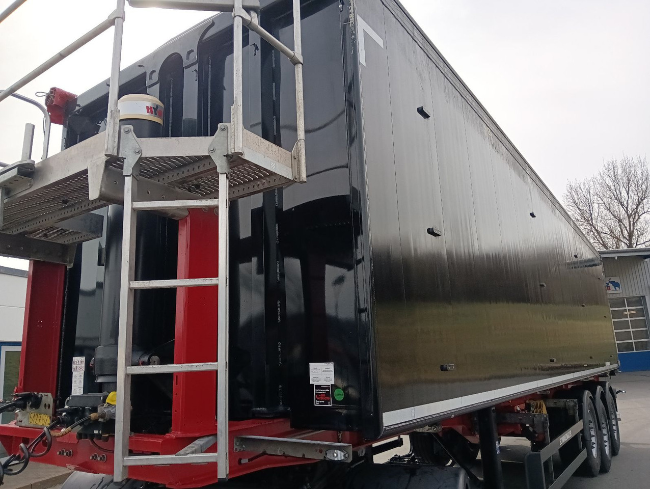 Schwarzmüller K-Serie ALU 54m3 Getreide 6250kg TopZustand - Semirremolque volquete: foto 2 Schwarzmüller K-Serie ALU 54m3 Getreide 6250kg TopZustand - Semirremolque volquete: foto 2