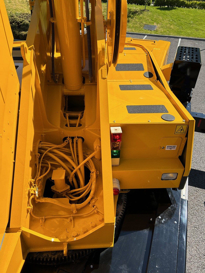 Autogrúa KATO CR-200Ri - 20 Ton City Crane - Like New Consition: foto 32