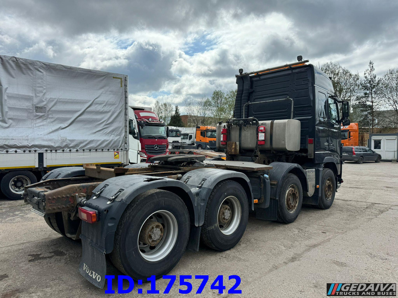 VOLVO FH16 660HP 8x4 - Cabeza tractora: foto 5 VOLVO FH16 660HP 8x4 - Cabeza tractora: foto 5
