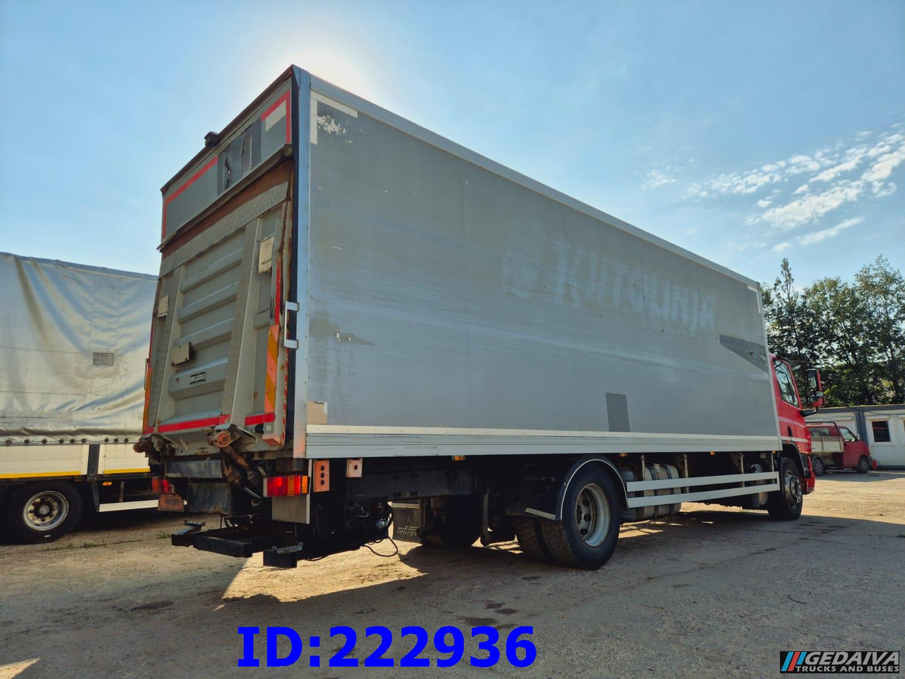 DAF CF 75.310 - Euro5 - Camión caja cerrada: foto 5 DAF CF 75.310 - Euro5 - Camión caja cerrada: foto 5