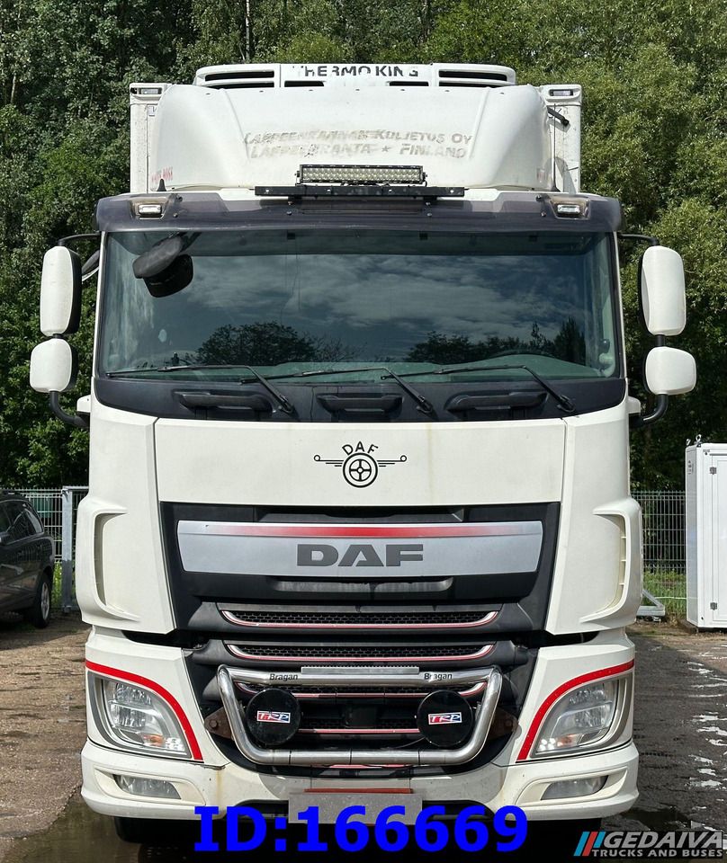 DAF XF 106.460 FAR 6X2 Euro6 - Camión frigorífico: foto 2 DAF XF 106.460 FAR 6X2 Euro6 - Camión frigorífico: foto 2