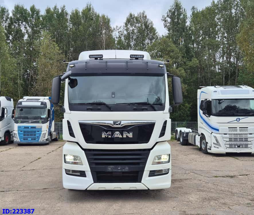 MAN TGX 26.510 WB 5900 6X2 Steering axle - Camión chasis: foto 2 MAN TGX 26.510 WB 5900 6X2 Steering axle - Camión chasis: foto 2