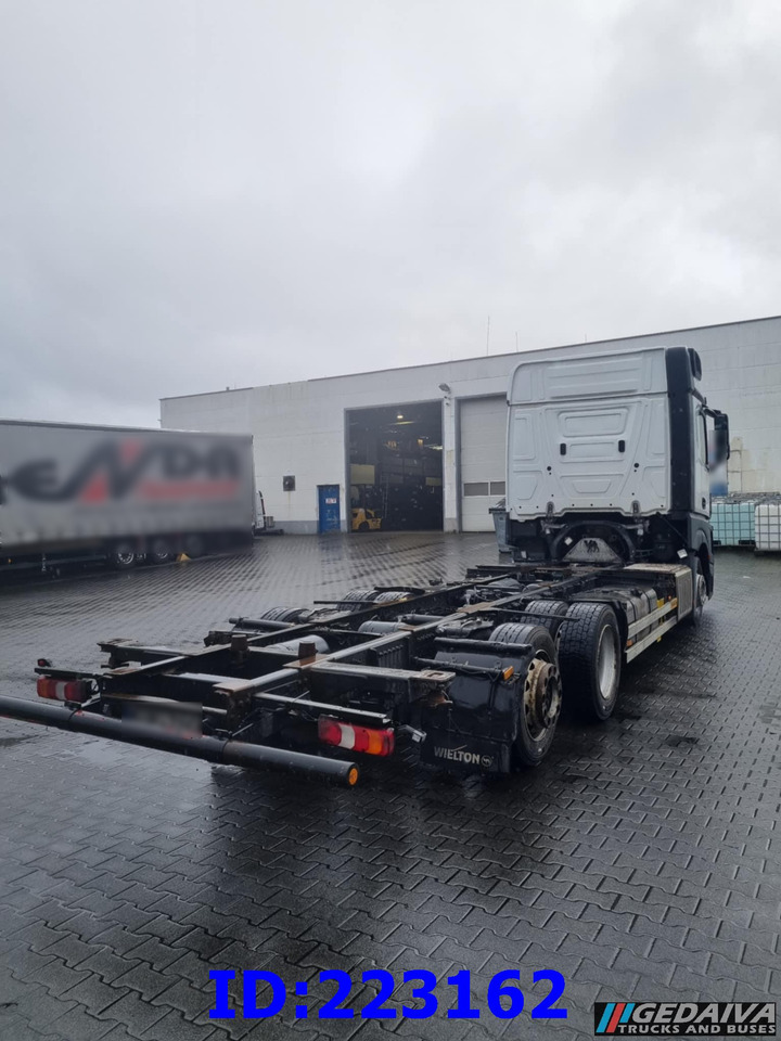 MERCEDES-BENZ Actros 2542 BDF 6x2 Euro6 - Camión chasis: foto 3 MERCEDES-BENZ Actros 2542 BDF 6x2 Euro6 - Camión chasis: foto 3