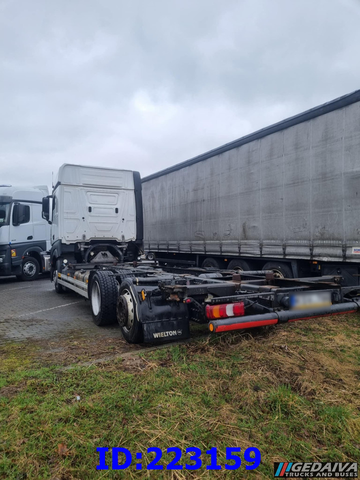 MERCEDES-BENZ Actros 2542 BDF 6x2 Euro6 - Camión chasis: foto 3 MERCEDES-BENZ Actros 2542 BDF 6x2 Euro6 - Camión chasis: foto 3