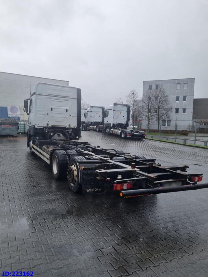 MERCEDES-BENZ Actros 2542 BDF 6x2 Euro6 - Camión chasis: foto 5 MERCEDES-BENZ Actros 2542 BDF 6x2 Euro6 - Camión chasis: foto 5