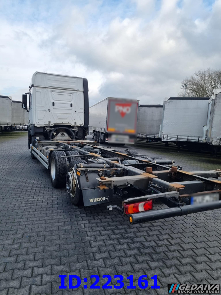 MERCEDES-BENZ Actros 2542 BDF 6x2 Euro6 - Camión chasis: foto 4 MERCEDES-BENZ Actros 2542 BDF 6x2 Euro6 - Camión chasis: foto 4