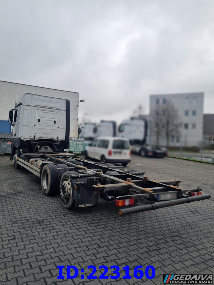 MERCEDES-BENZ Actros 2542 BDF Euro6 - Camión chasis: foto 4 MERCEDES-BENZ Actros 2542 BDF Euro6 - Camión chasis: foto 4