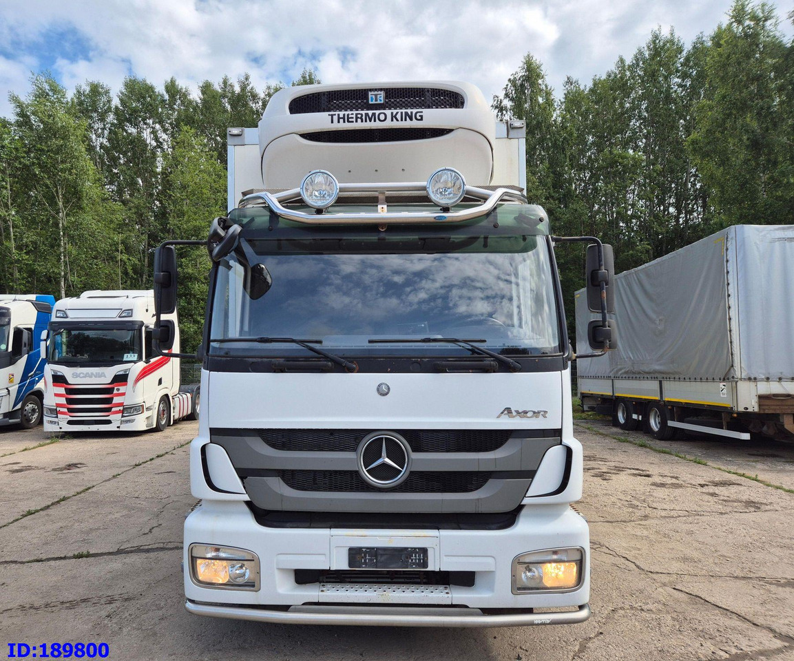 MERCEDES-BENZ Axor 1829 Euro5 Manual + Tail lift - Camión frigorífico: foto 2 MERCEDES-BENZ Axor 1829 Euro5 Manual + Tail lift - Camión frigorífico: foto 2