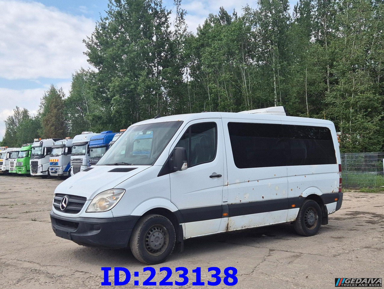 MERCEDES-BENZ Sprinter 213 - Euro5 - Autocar: foto 3 MERCEDES-BENZ Sprinter 213 - Euro5 - Autocar: foto 3