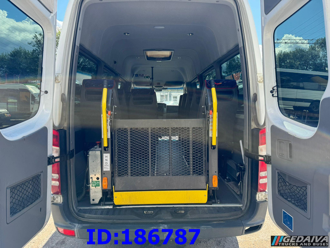 MERCEDES-BENZ Sprinter 516 - 17-seater - Euro5 - Autocar: foto 5 MERCEDES-BENZ Sprinter 516 - 17-seater - Euro5 - Autocar: foto 5