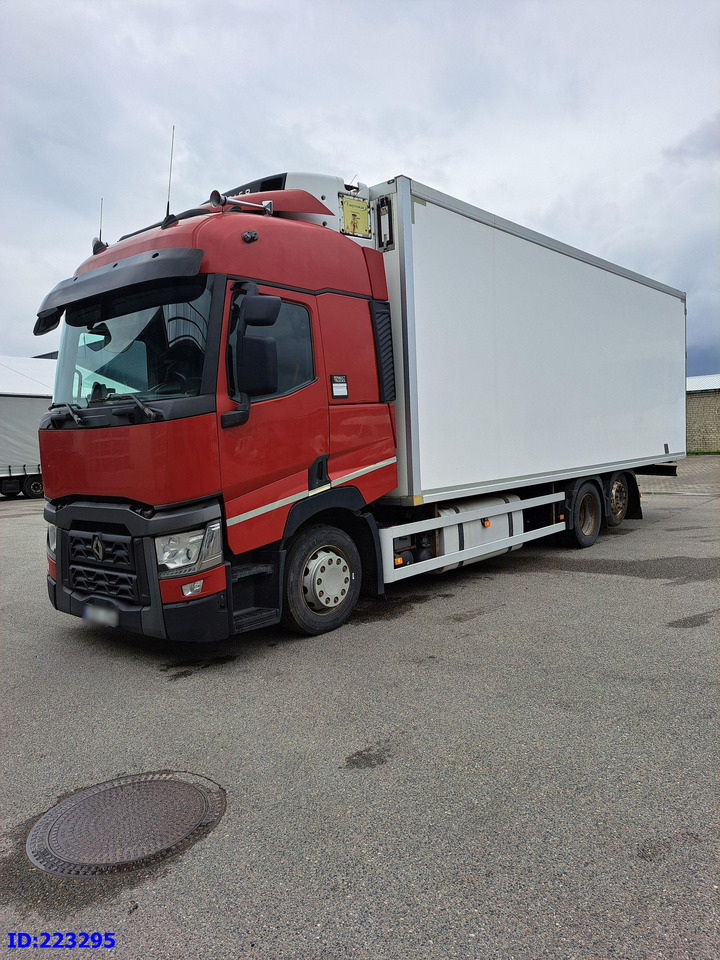 RENAULT T 6x2 Euro 6 Refrigerated + Carrier Supra - Camión frigorífico: foto 1 RENAULT T 6x2 Euro 6 Refrigerated + Carrier Supra - Camión frigorífico: foto 1
