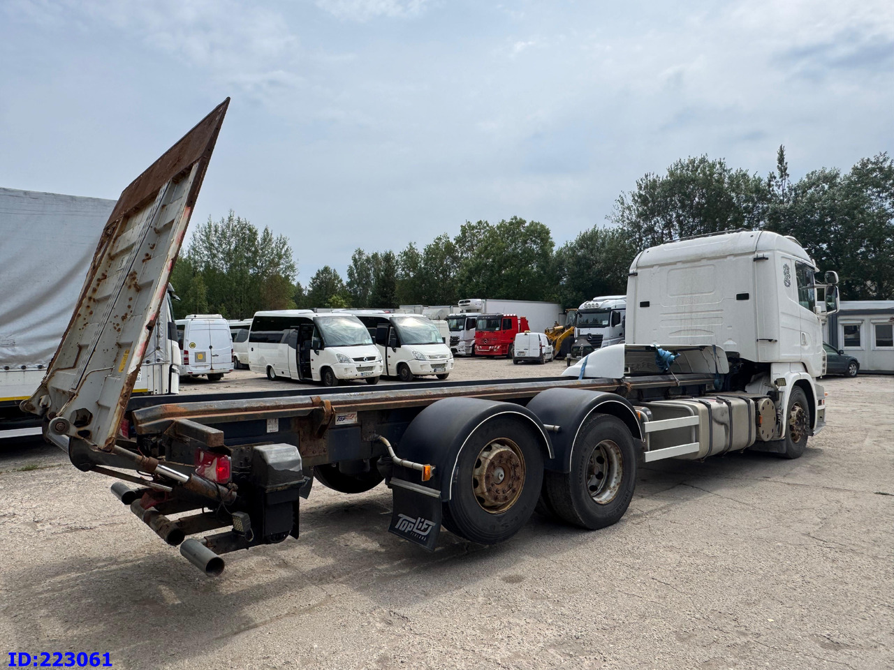 SCANIA R480 6X2 3 Pedals - Camión chasis: foto 5 SCANIA R480 6X2 3 Pedals - Camión chasis: foto 5