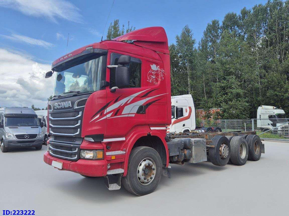 SCANIA R620 - 8x4 - Steering axle - Camión chasis: foto 1 SCANIA R620 - 8x4 - Steering axle - Camión chasis: foto 1