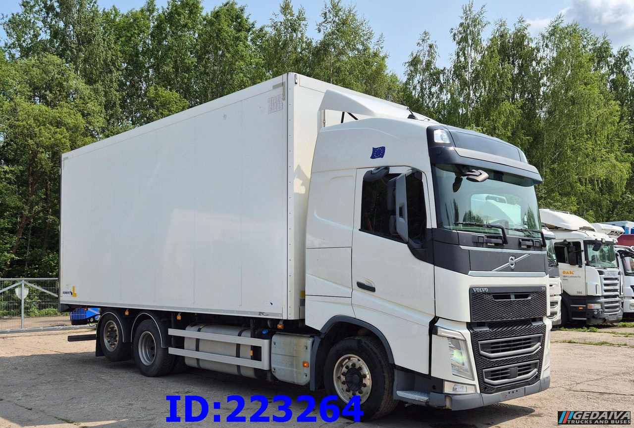 VOLVO FH13 460HP 6x2 Steering axle Euro6 - Camión frigorífico: foto 2 VOLVO FH13 460HP 6x2 Steering axle Euro6 - Camión frigorífico: foto 2