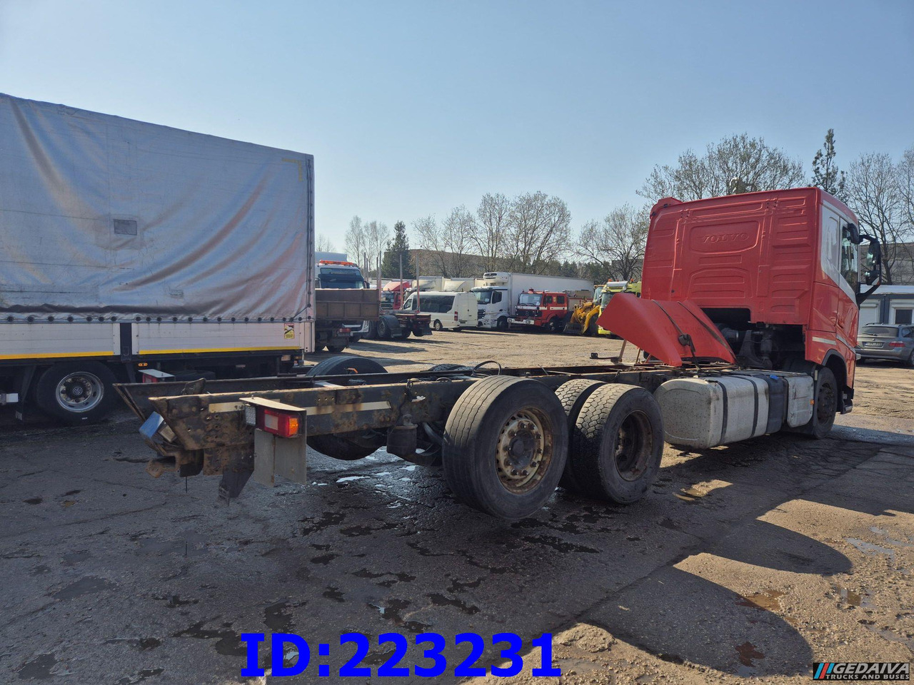 VOLVO FH13 540HP 6X2 Euro6 - Camión chasis: foto 3 VOLVO FH13 540HP 6X2 Euro6 - Camión chasis: foto 3