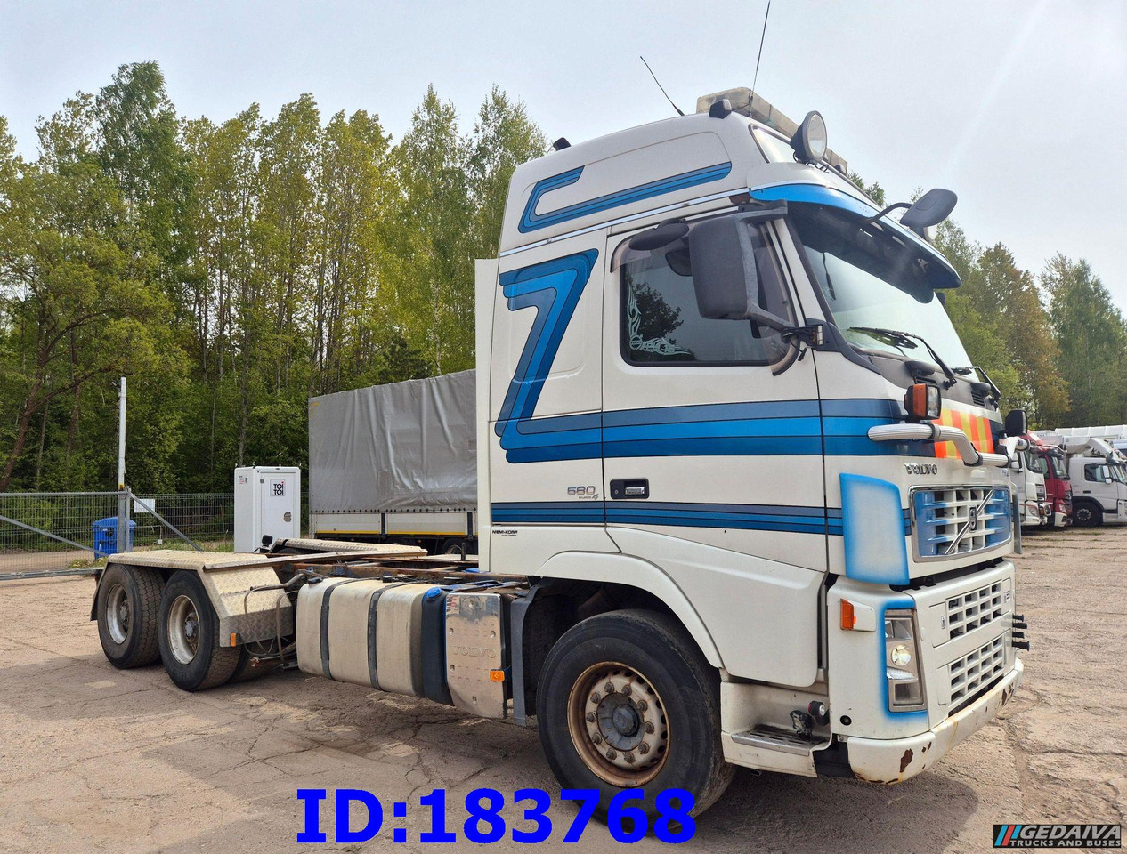 VOLVO FH16 580HP 6x4 BigAxles - Camión chasis: foto 4 VOLVO FH16 580HP 6x4 BigAxles - Camión chasis: foto 4