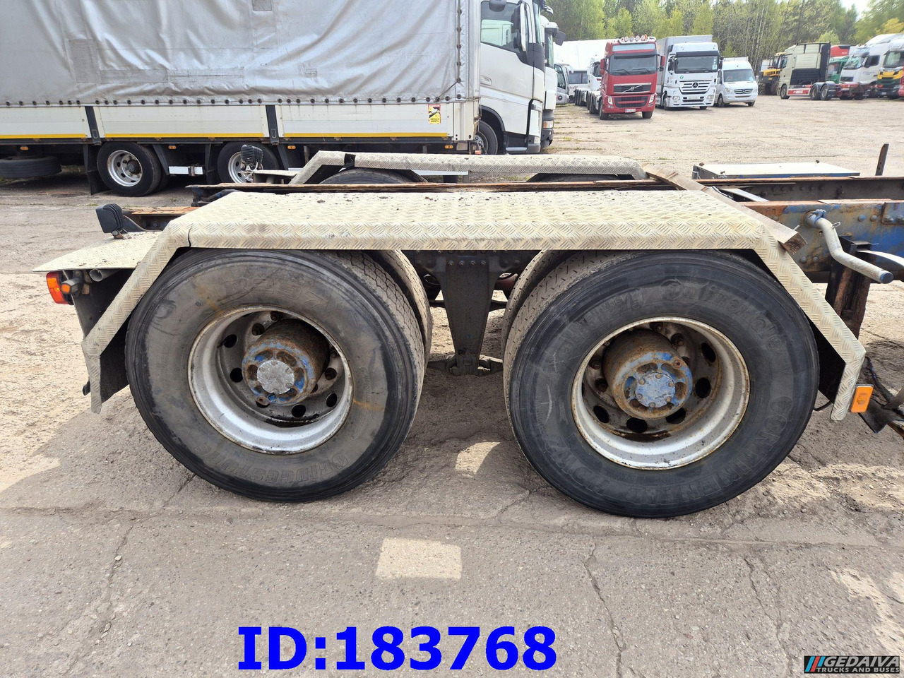 VOLVO FH16 580HP 6x4 BigAxles - Camión chasis: foto 5 VOLVO FH16 580HP 6x4 BigAxles - Camión chasis: foto 5