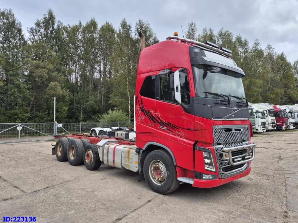VOLVO FH16 750HP - 8x4 -Big Axles - Camión chasis: foto 4 VOLVO FH16 750HP - 8x4 -Big Axles - Camión chasis: foto 4